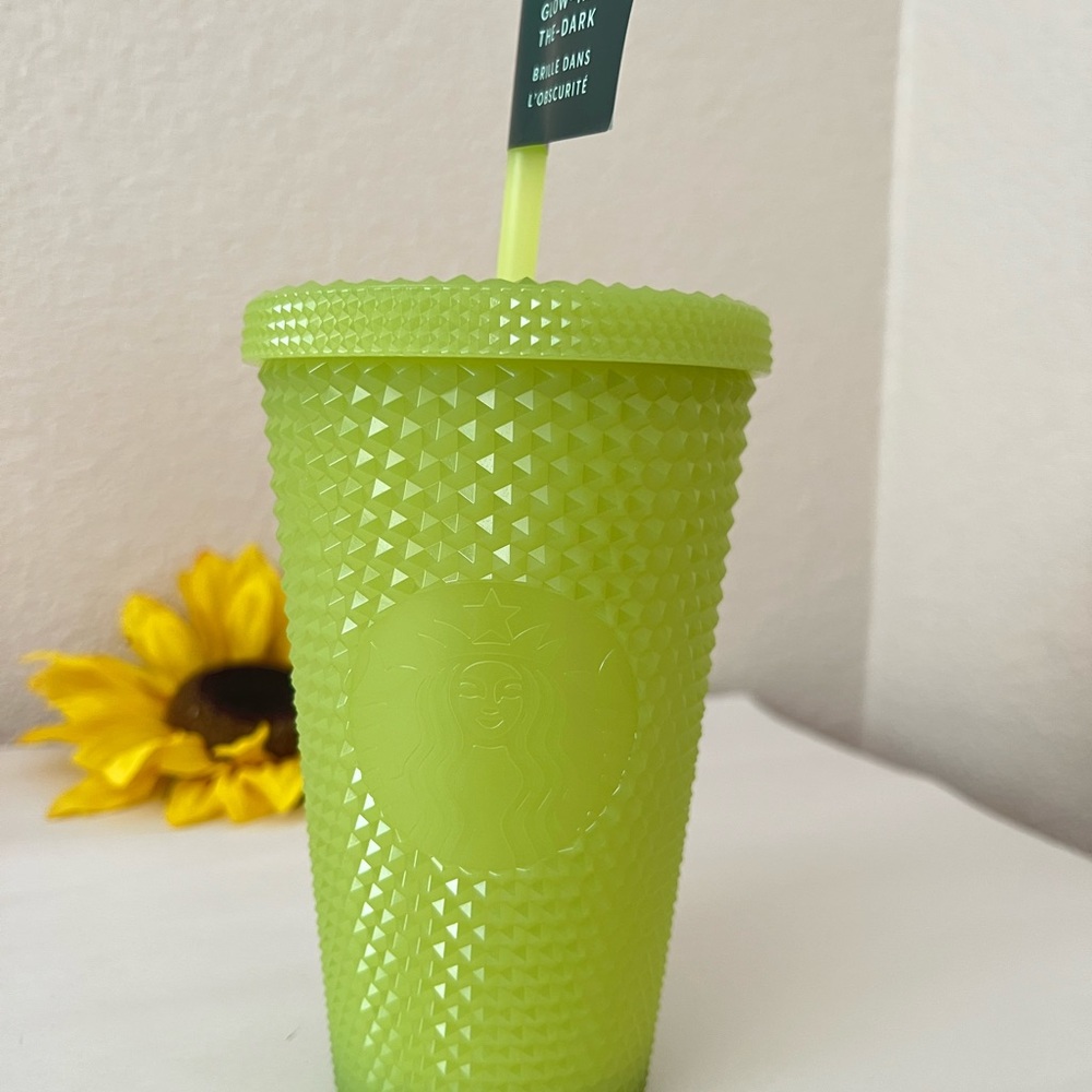 Starbucks glow in the dark stud grande